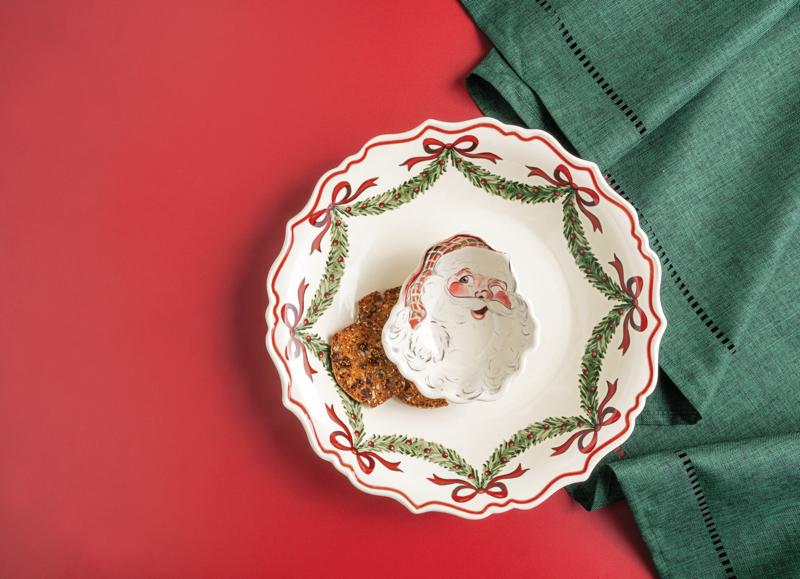 Mud Pie Classic Santa Chip & Dip Bowl