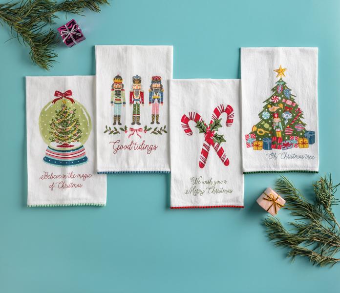Mud Pie Christmas Pom Trim Towels