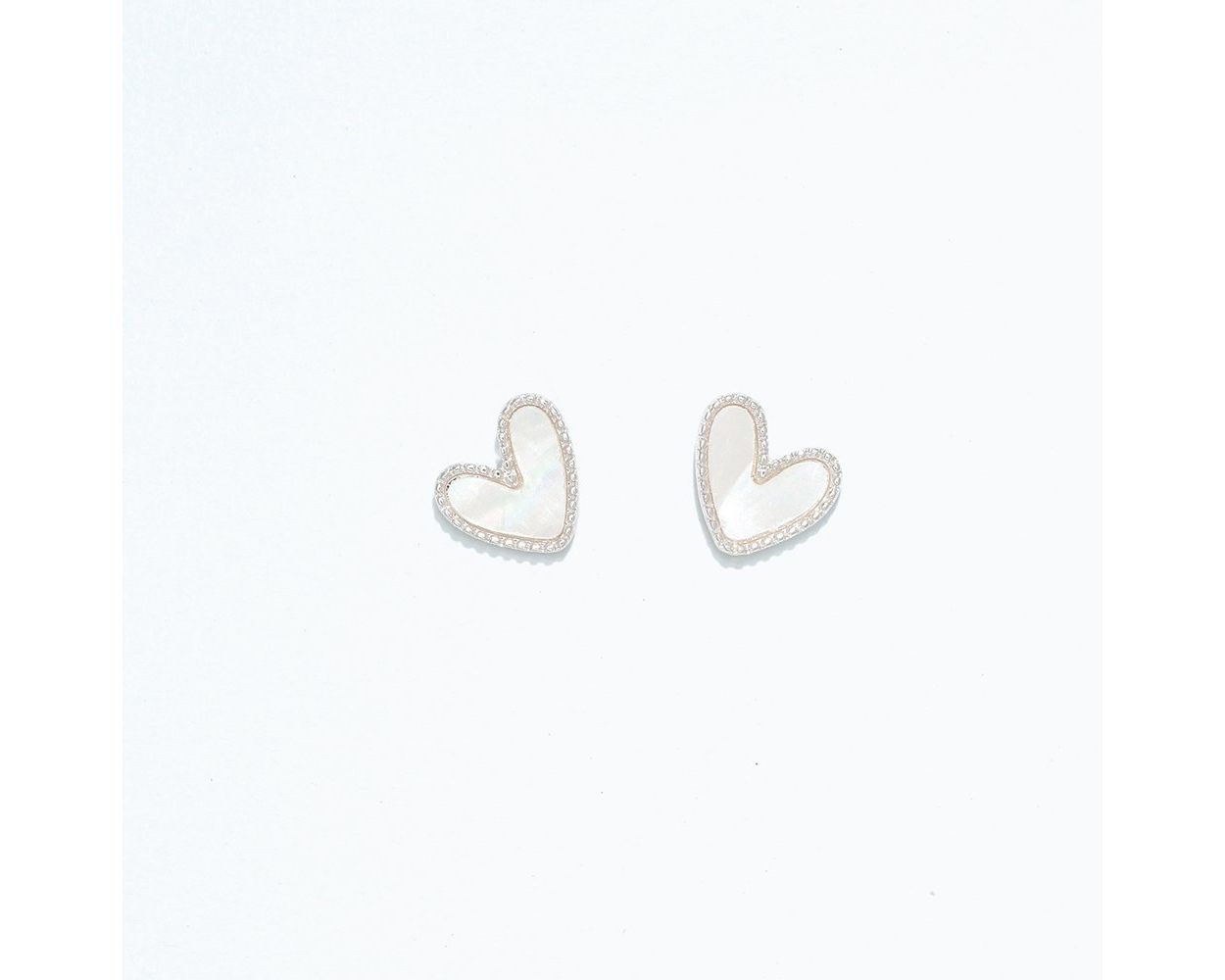 Cuties Pearlized Heart Earrings