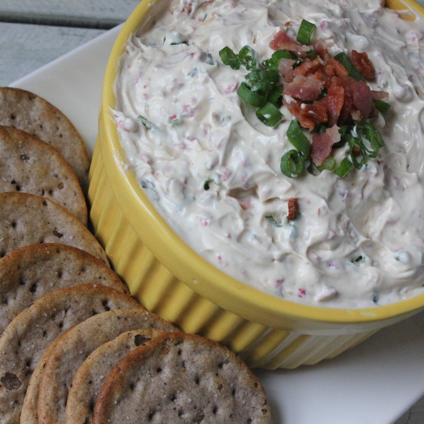 Buttermilk Ranch, Tomatoes, Bacon Bits BLT Dip