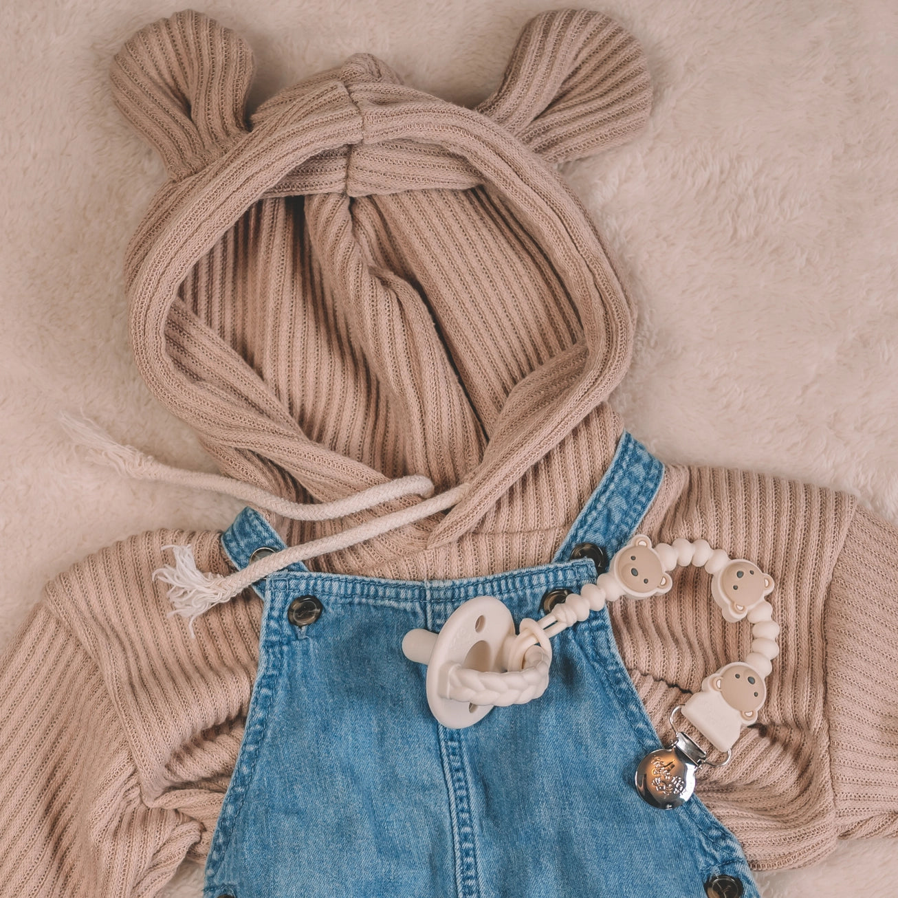 Sweetie Strap™ Plus - Silicone Pacifier Clip - Bear