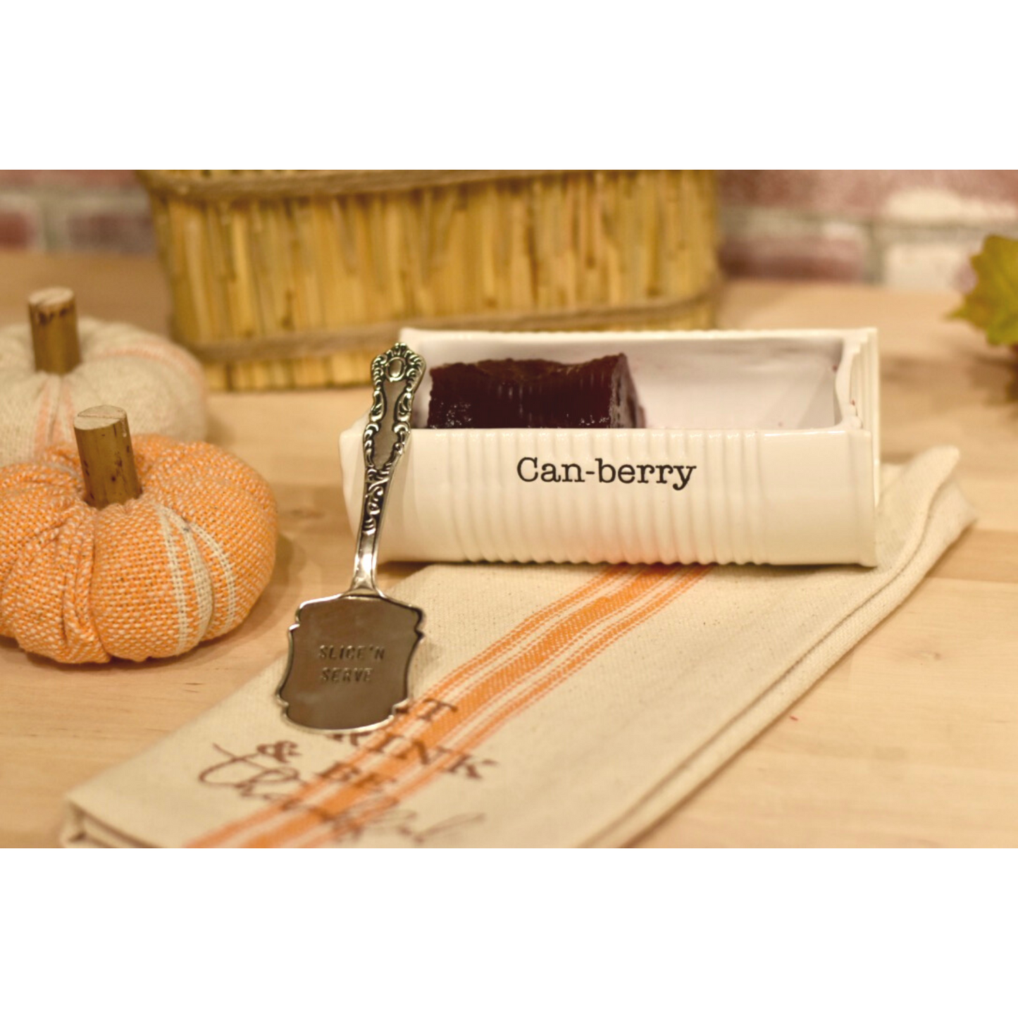 Mud Pie Cranberry Dish Set