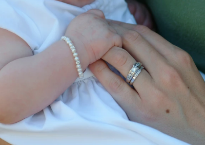 Victoria - Sterling Silver Pearl Bracelet