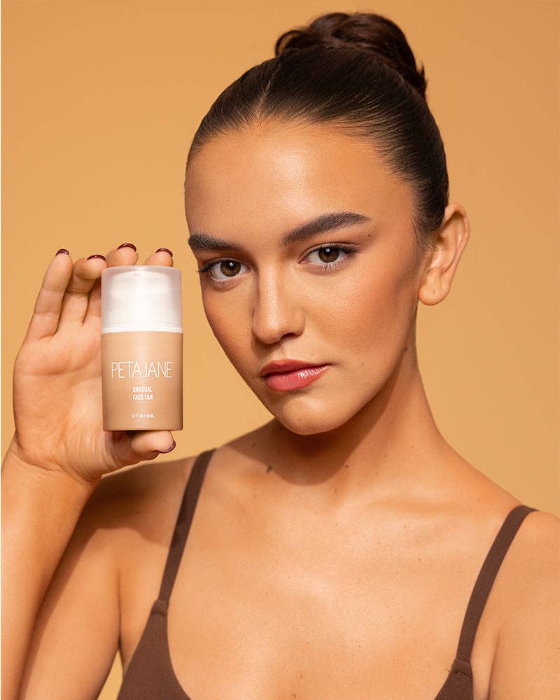 Petajane Gradual Face Tan