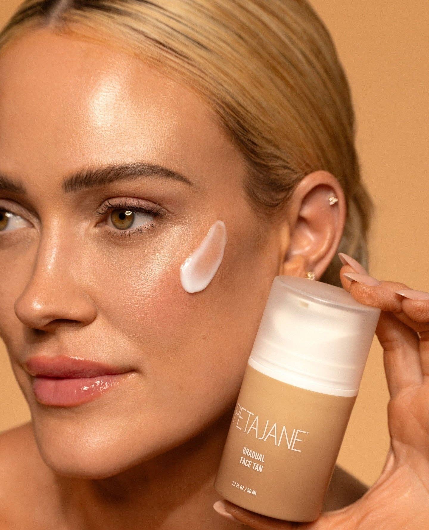 Petajane Gradual Face Tan