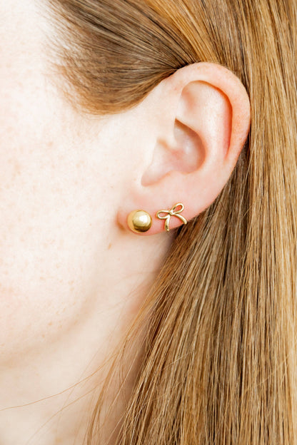 Sadie Gold Screwback Stud Earrings