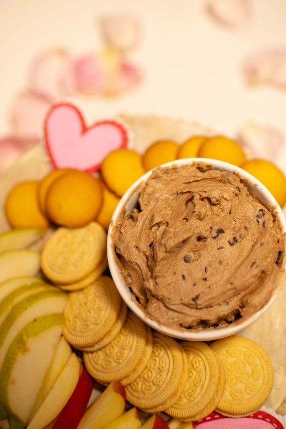 Carmie's Chocolate Chip Cookiedough Cheesecake Dip Mix