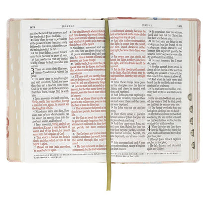 Floral Giant Print Standard-size Faux Leather KJV Bible