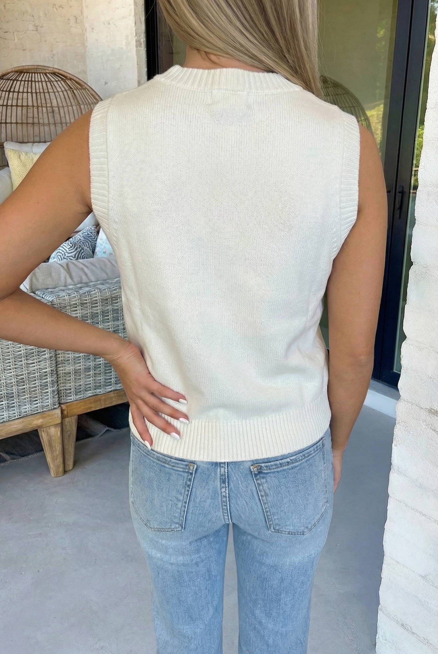 Mallard Duck Ribbed Trim Sweater Vest