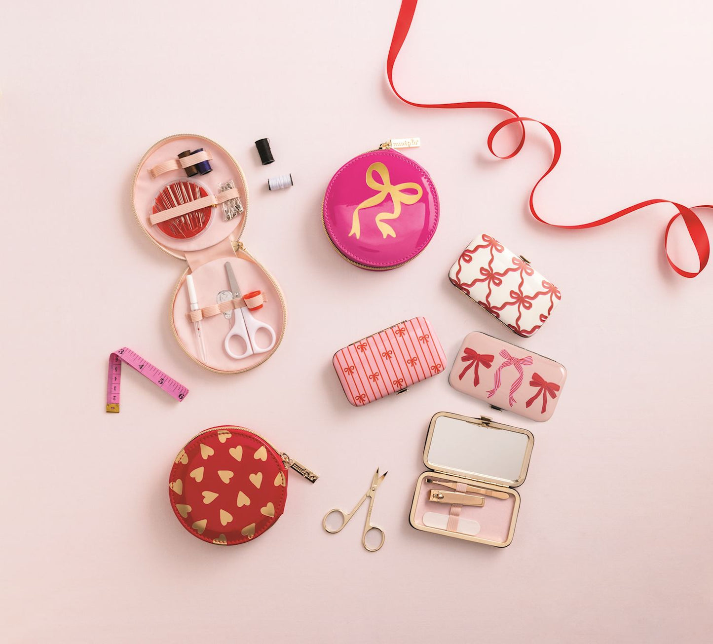 Mud Pie Bow Manicure Kit