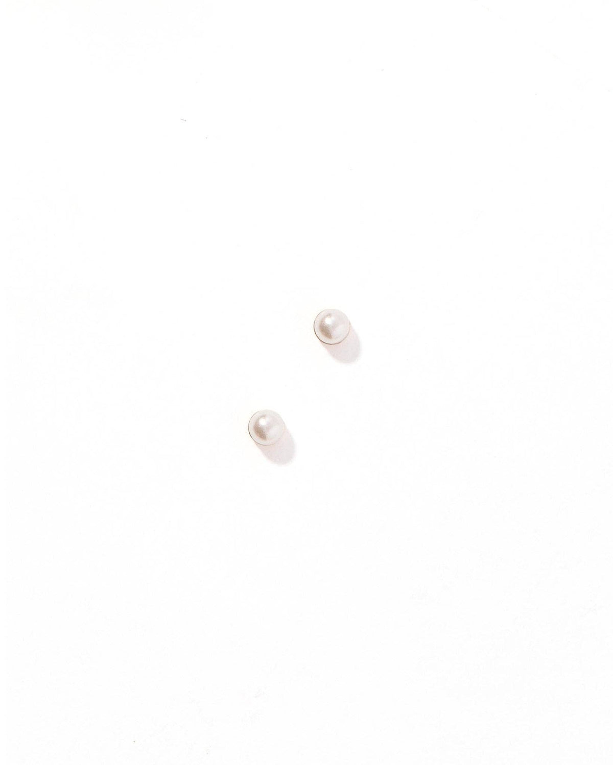 Payton Pearl White 3mm Screwback Stud Earrings