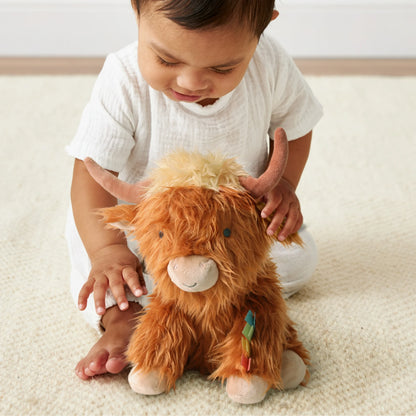 Itzy Ritzy Sweet Snuggles Plush - Wyatt the Highland Cow