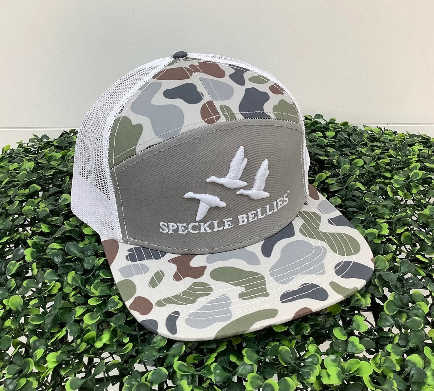 Brackish/White 3G/3D Logo 7 Panel