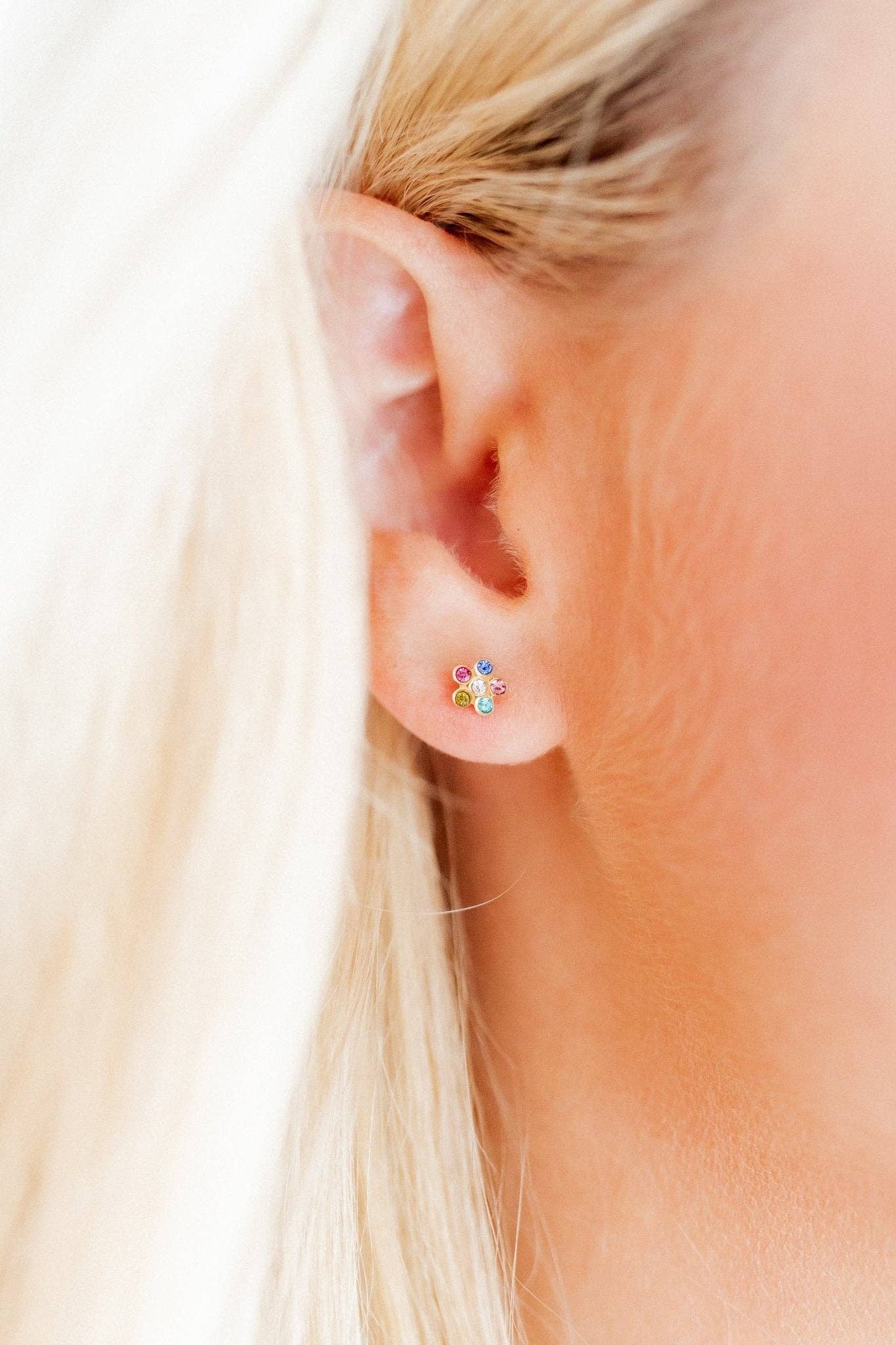 Lyla Multi Screwback Stud Earrings