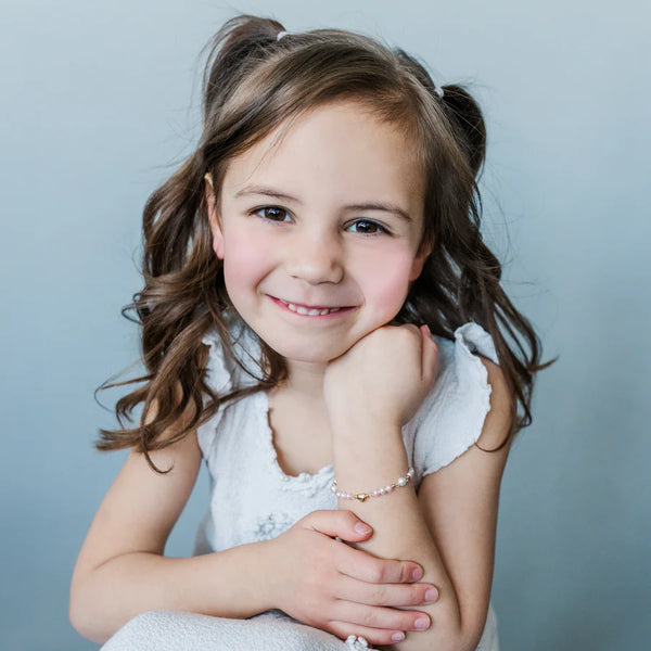 Evelyn - Gold Plated Pearl & Heart Bracelet