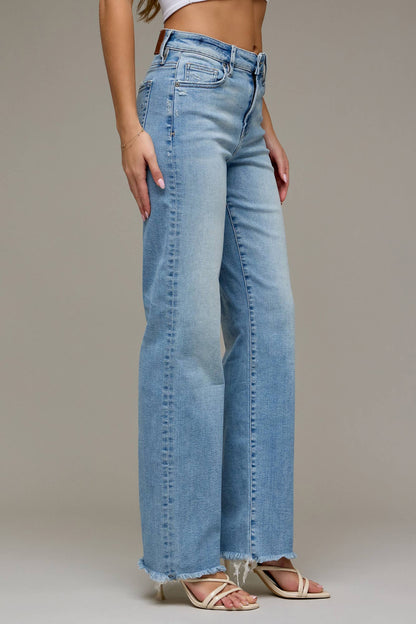 Clean Frayed Hem Classic Straight Jeans