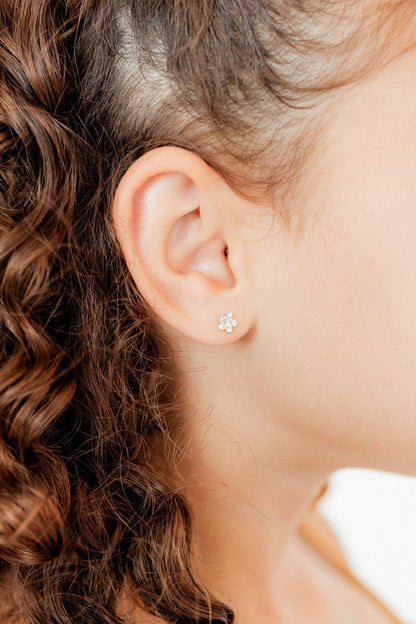 Lyla Clear Screwback Stud Earrings