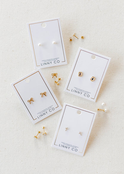 Sadie Gold Screwback Stud Earrings