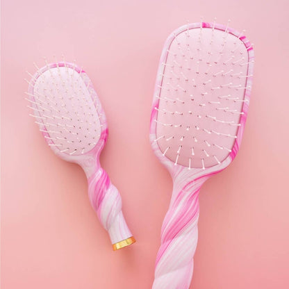 TELETIE Mini Detangler Brush for Medium Hair | Pinch Me!