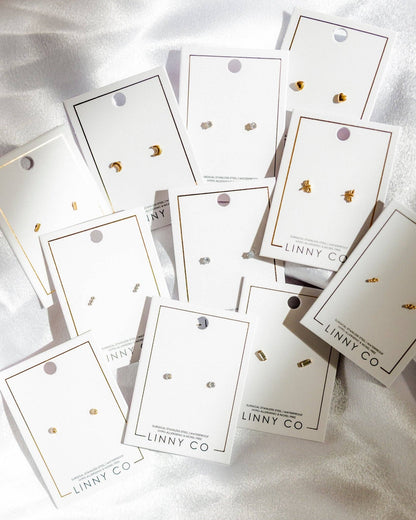 Micro Helen Silver Screwback Stud Earrings